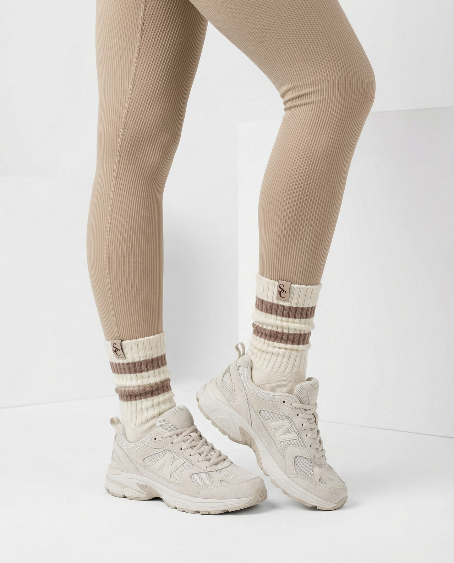 Cream & Brown Slouch Socks
